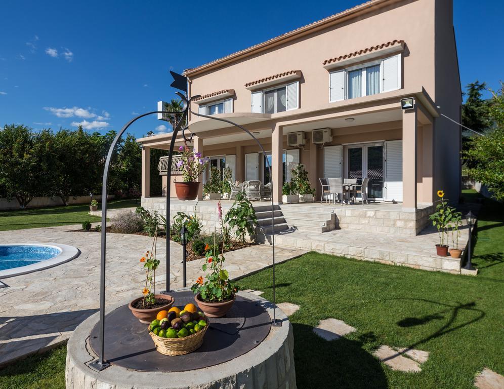 Apartments Raskovic Radanovići Exterior foto