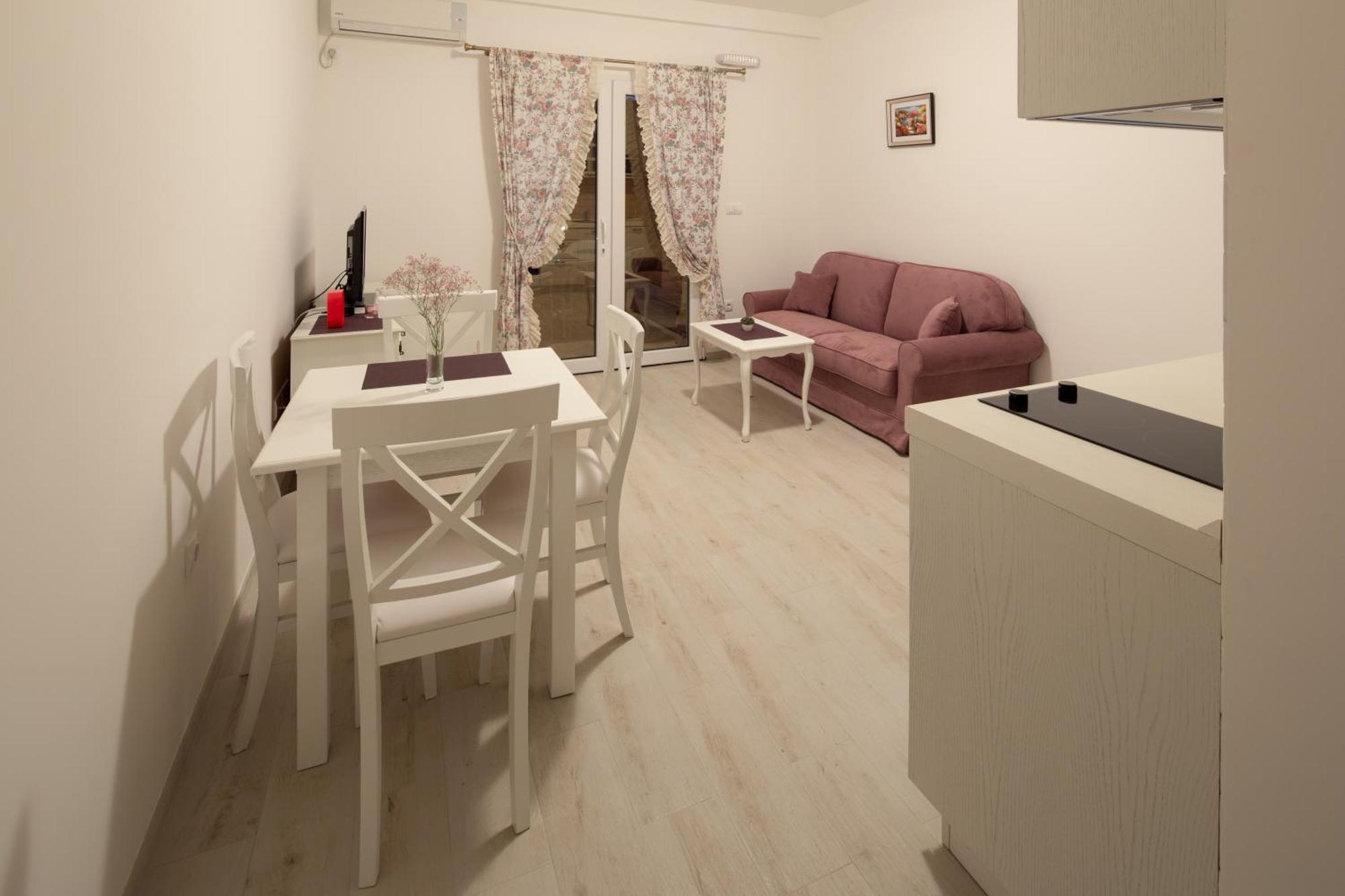Apartments Raskovic Radanovići Exterior foto