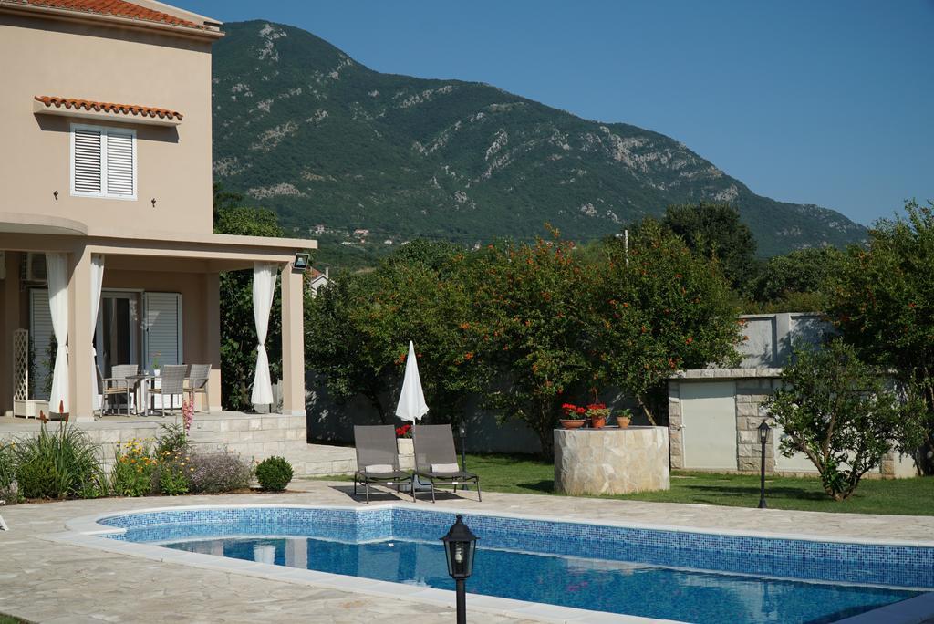 Apartments Raskovic Radanovići Exterior foto